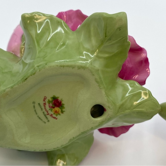 Set of 2 Royal Albert Old Country Roses Pink Yellow Sculpted Taper Candle Holder - Picture 8 of 16